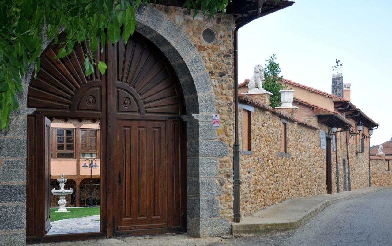 Palacio Del Conde De Rebolledo Villaviciosa de la Ribera Extérieur photo